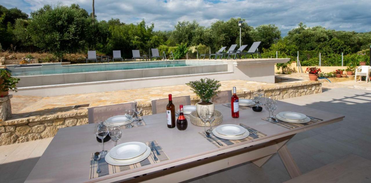 Villa Martha Perithia Corfu Bagian luar foto